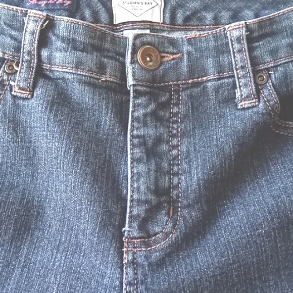 St. John's Bay Straight Leg Jeans EUC - Picture 5 of 7